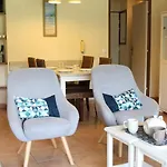 2 Pieces Avec Terrasse, Parking, Piscines - A 300m De La A - Fr-1-245-18 * La Baule