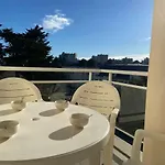 아파트 2 Pieces Avec Terrasse, Parking, Piscines - A 300m De La A - Fr-1-245-18