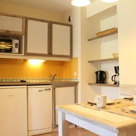 T2 Avec Piscine A 300m De La - 3 Couchages, Parking Et Balcon Meuble - Fr-1-245-34 Διαμέρισμα *