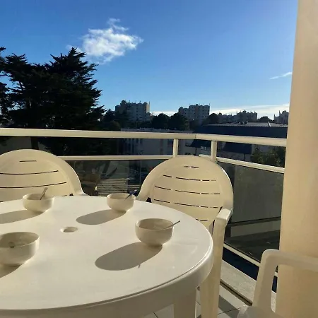 Daire 2 Pieces Avec Terrasse, Parking, Piscines - A 300m De La A - Fr-1-245-18