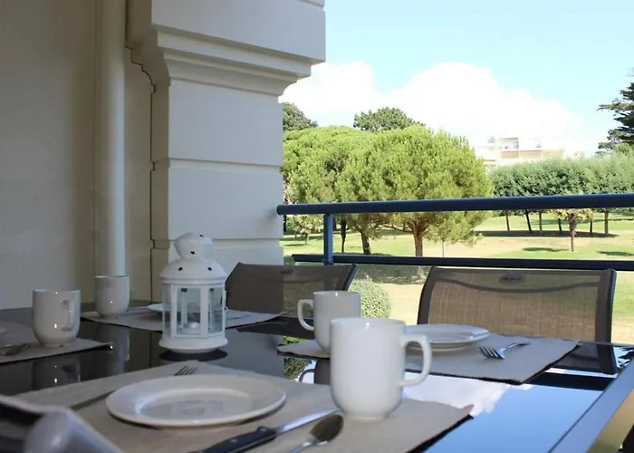 T2 Avec Piscine A 300m De La - 3 Couchages, Parking Et Balcon Meuble - Fr-1-245-34 Apartment *