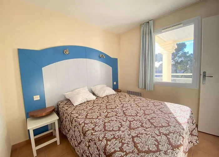 Apartment T2 Avec Piscine A 300m De La - 3 Couchages, Parking Et Balcon Meuble - Fr-1-245-34