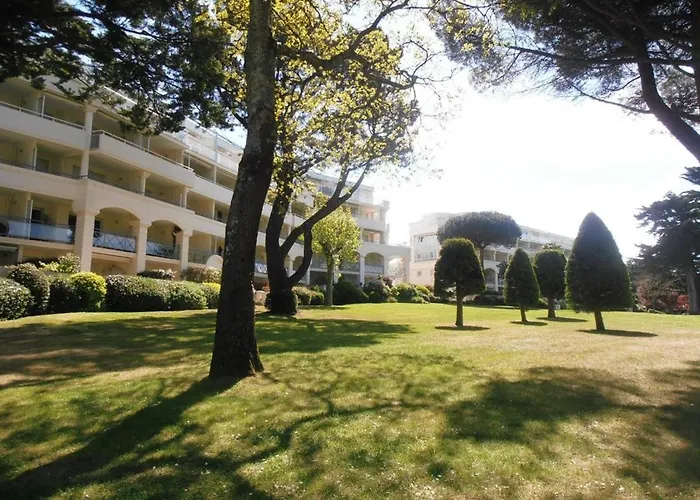 Apartment T2 Avec Piscine A 300m De La - 3 Couchages, Parking Et Balcon Meuble - Fr-1-245-34 *